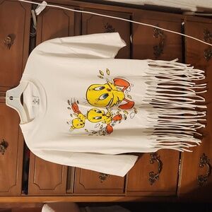 Unique Twitty bird t-shirt